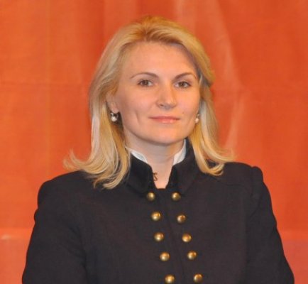 PDL vrea să dea jos Guvernul. Are o problemă: PNL nu semnează moţiunea